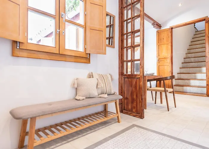 Spanish Architectural Gem Duplex - Center By Rems Apartment *