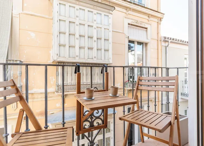 Spanish Architectural Gem Duplex - Center By Rems Apartment