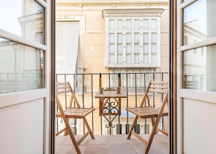 Spanish Architectural Gem Duplex - Center By Rems Apartment *